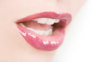 Татуаж губ может изменить форму ваших губ.